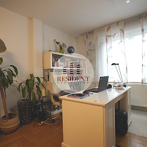 GREDICE Komforan 3soban stan 75 m2, top lokacija, mirno okruženje, spremište